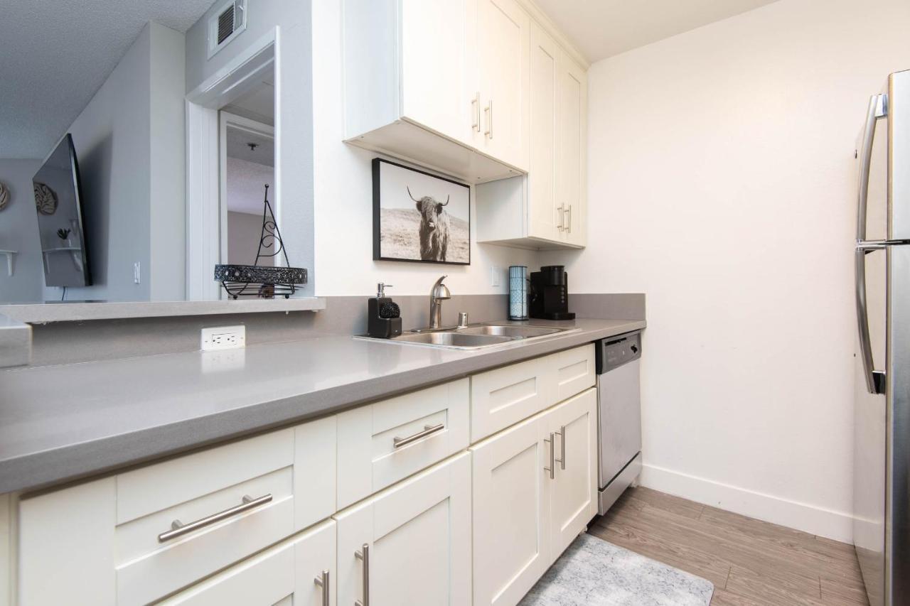 Luxury One Bedroom Apartments Free Parking&Pool 洛杉矶 外观 照片