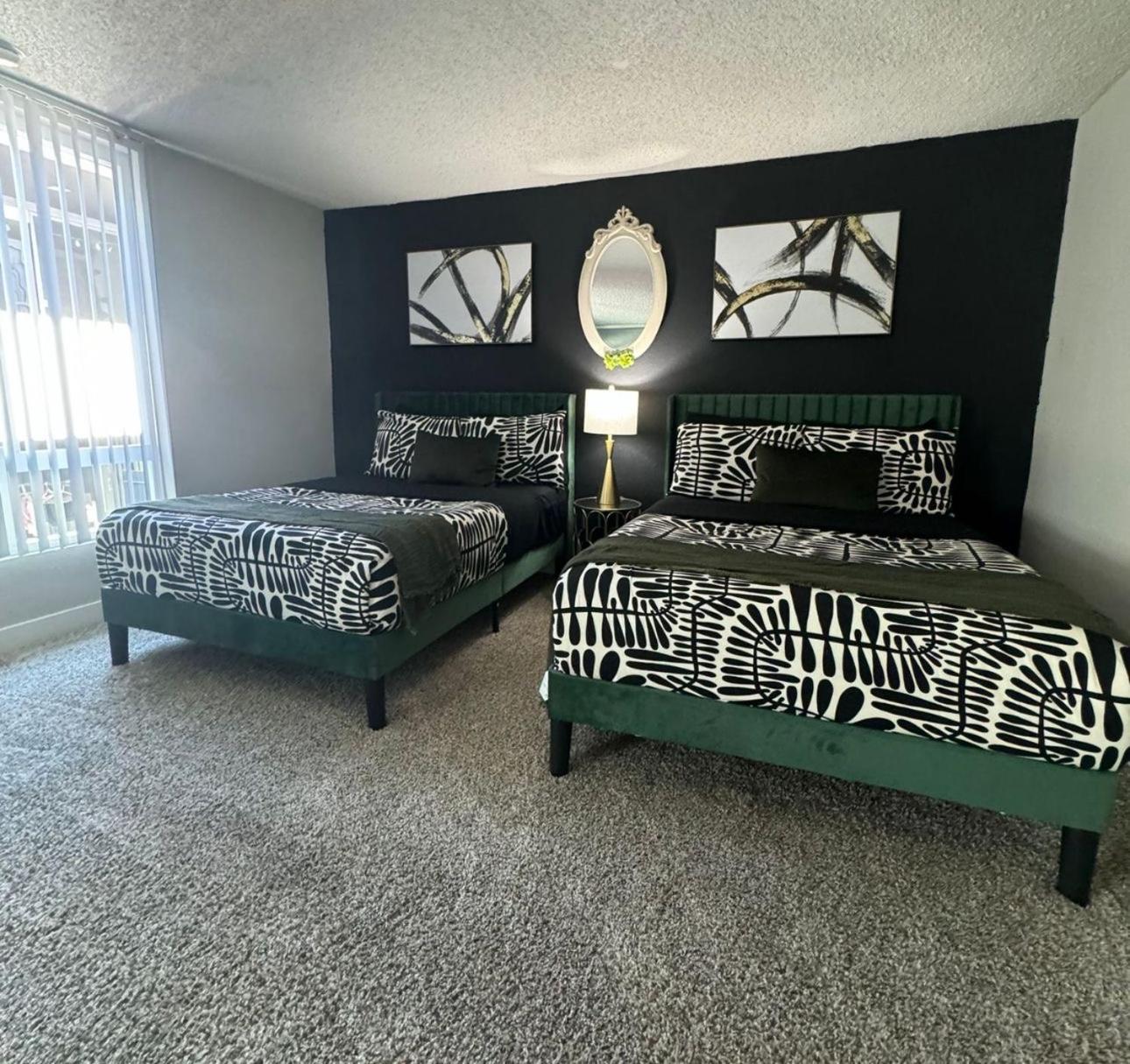Luxury One Bedroom Apartments Free Parking&Pool 洛杉矶 外观 照片